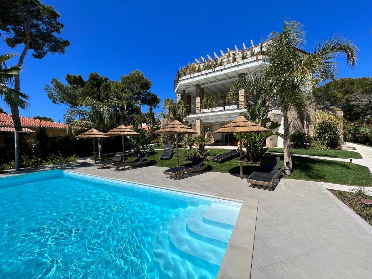 Suite Villa Aquamarina Con Jacuzzi Riservata Porto Pino Luaran gambar